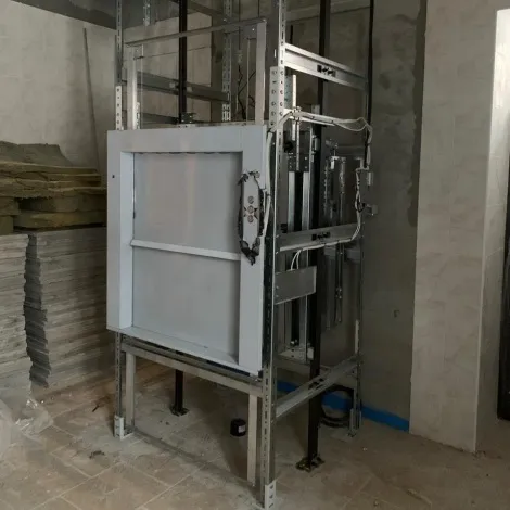 Малые грузовые лифты для склада STEEL